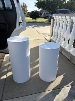 Pedestal Stands 