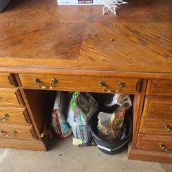 Free Wooden Desk