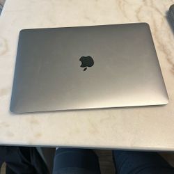 MacBook M1