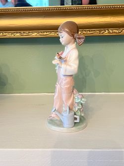 Glass doll