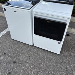 (Tinted Windows)Washer Dryer Set!