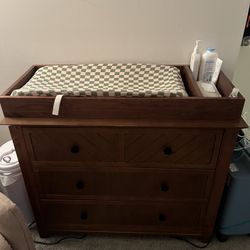 Diaper Changing Dresser And Matching Crib