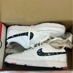 Nike Court Vision Low Sneakers in Swooshfetti, Women Size 9, Like New