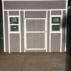 Custom Sheds/ cobertizos personalizados