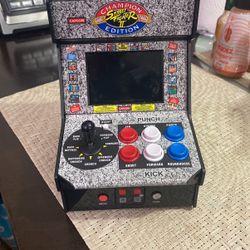 Mini arcade capcom street fighter 2 champion edition 