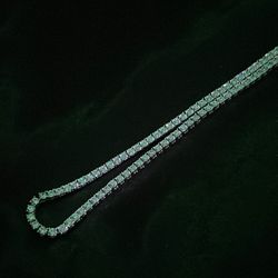 silver chain with diamonds 