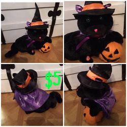 Halloween 🎃 decorations plushie kitty