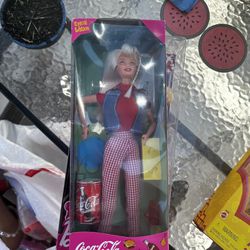 NEW 1997 Barbie Coca Cola Picnic Doll Special Edition