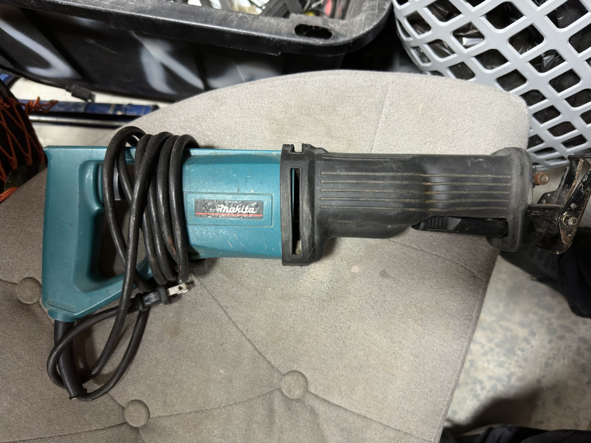 makita reciprocating saw