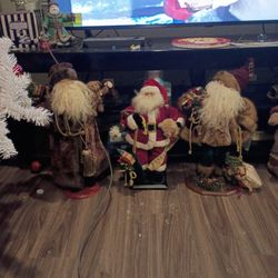 Santa Clauses 