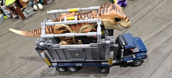LEGO JURASSIC WORLD T.rex Transport 75933 609pcs