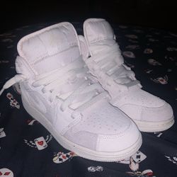 Jordan 1 Mids 
