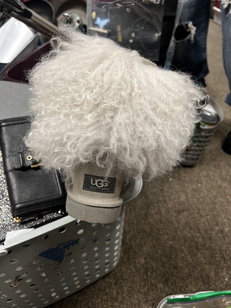 UGg Shag Boot