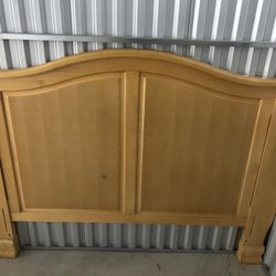 Full-Size Wood Bed Headboard w/ Metal Bed Frame
