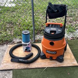 Rigid wet/dry shop vacuum with everything