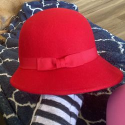 Women’s red Hat