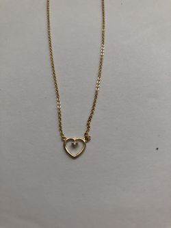 Gold heart necklace