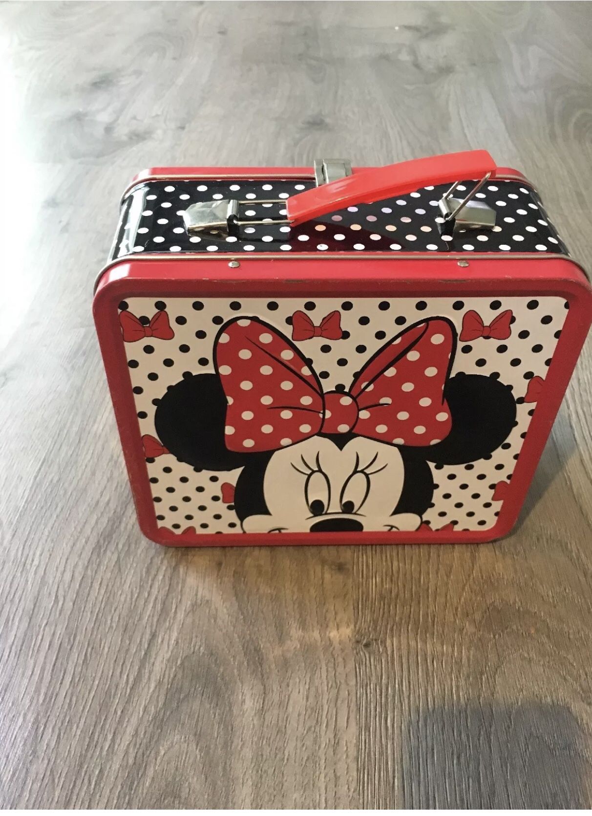 Girls Disney Minnie Mouse lunch box / tin tote - Back to school!