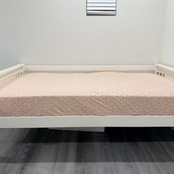 Twin White Wooden Bed Without Mattress