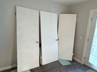 Interior door x 3 for 100