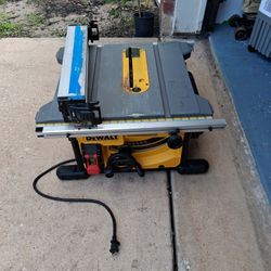 Dewalt Saw Table 