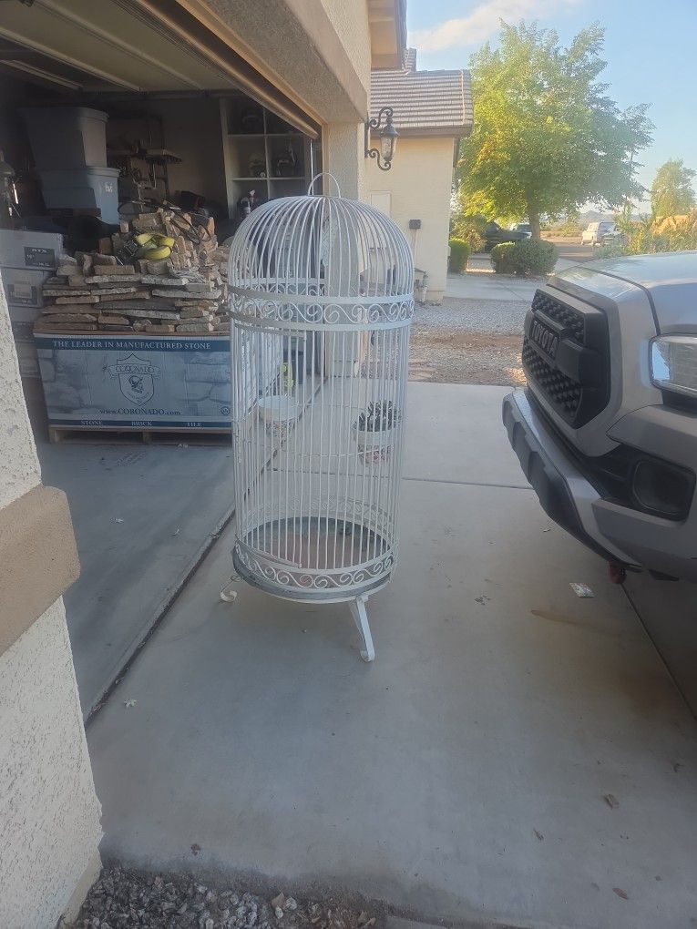 Bird Cage 4 And A Half Foot Tall 