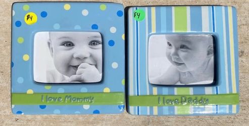 I Love Mommy & I Love Daddy Photo Frames Set