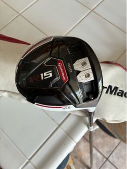 Taylormade R15 driver 10.5 degree  Right handed