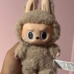 Labubu Macaron: Toffee, Sea Salt Coco, And Green Grape