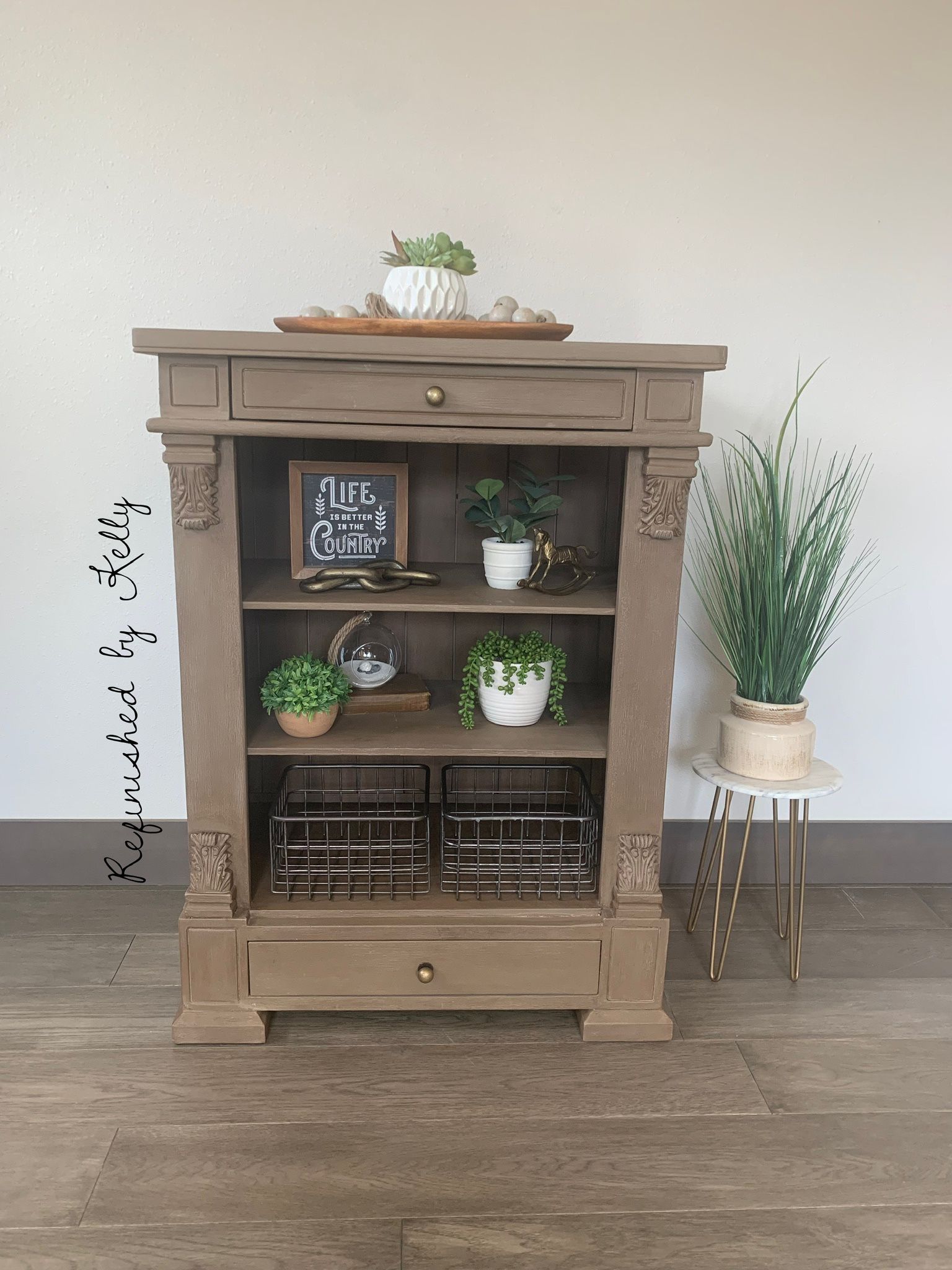 •SOLD•  Beautiful Refinished Hutch / Display Cabinet/Curio Cabinet/Dresser …