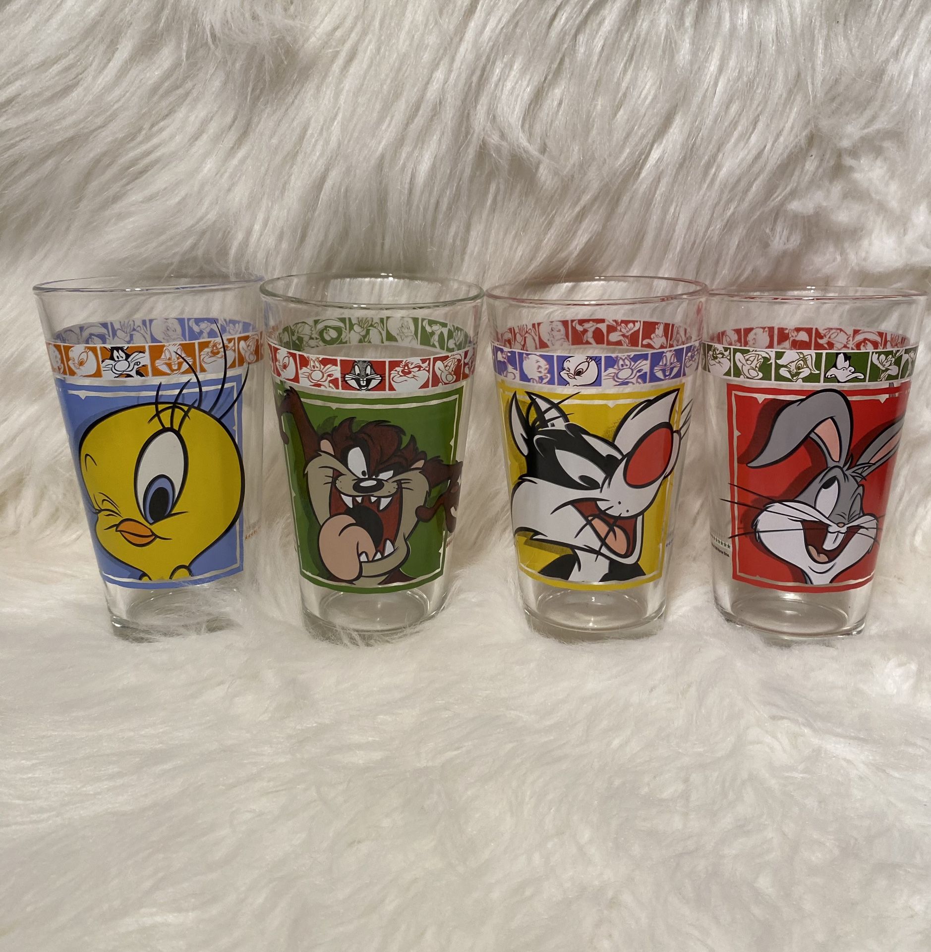 Vintage 1999 Looney Tunes Drinking Glasses