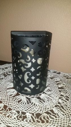 Candle holder
