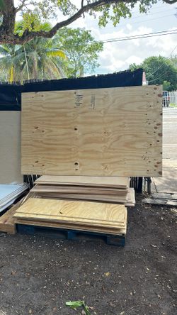 Birch Plywood 4ft Ax 7ft.  1/2 Inch.  Used Once 