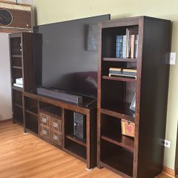 Wood Brown Entreteiment  Center 