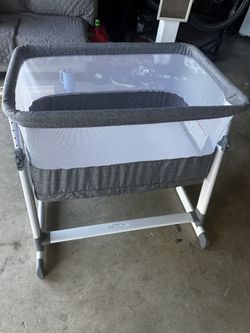 Large bassinet