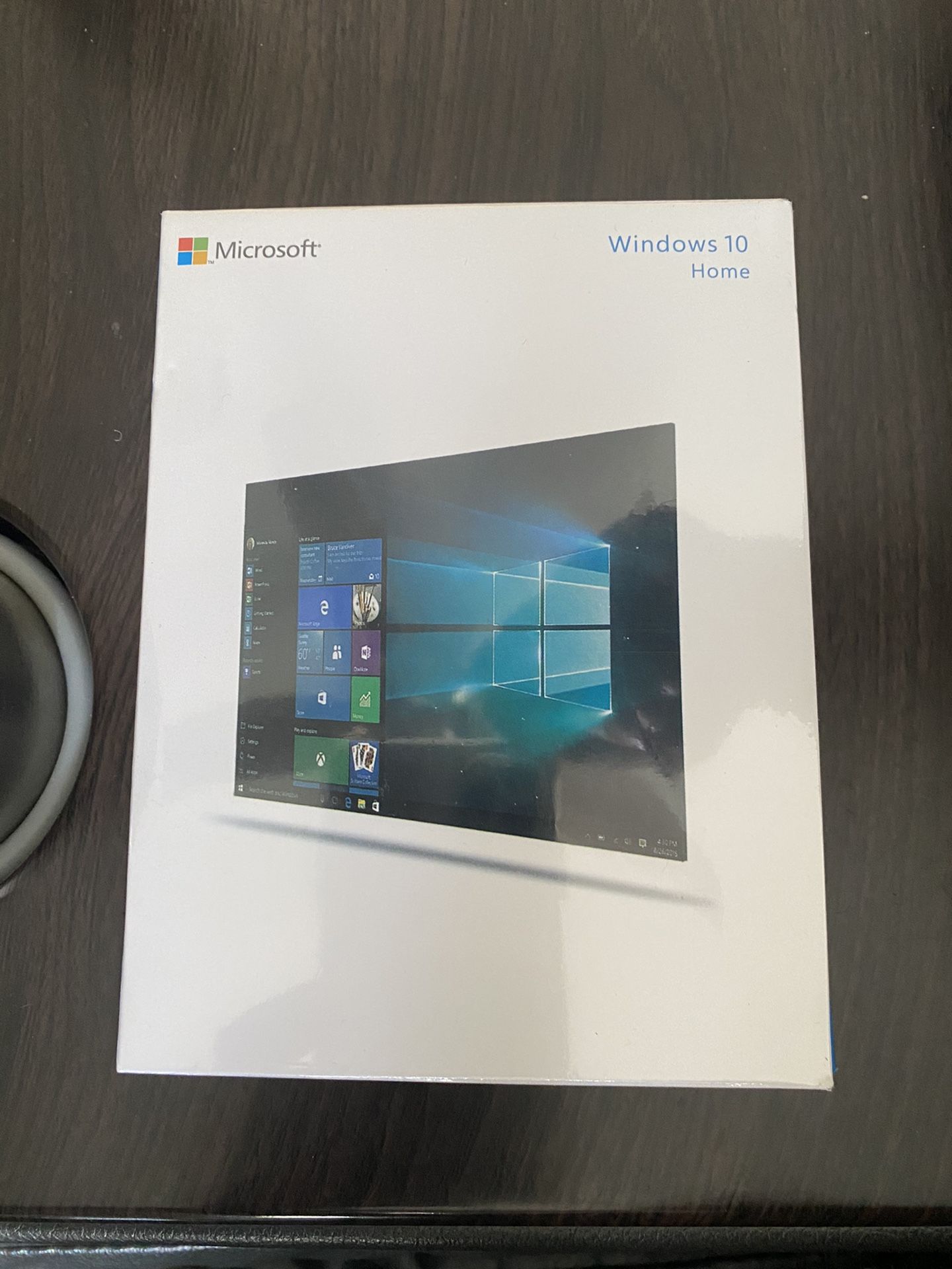 Sealed Windows 10 Home installation W/key