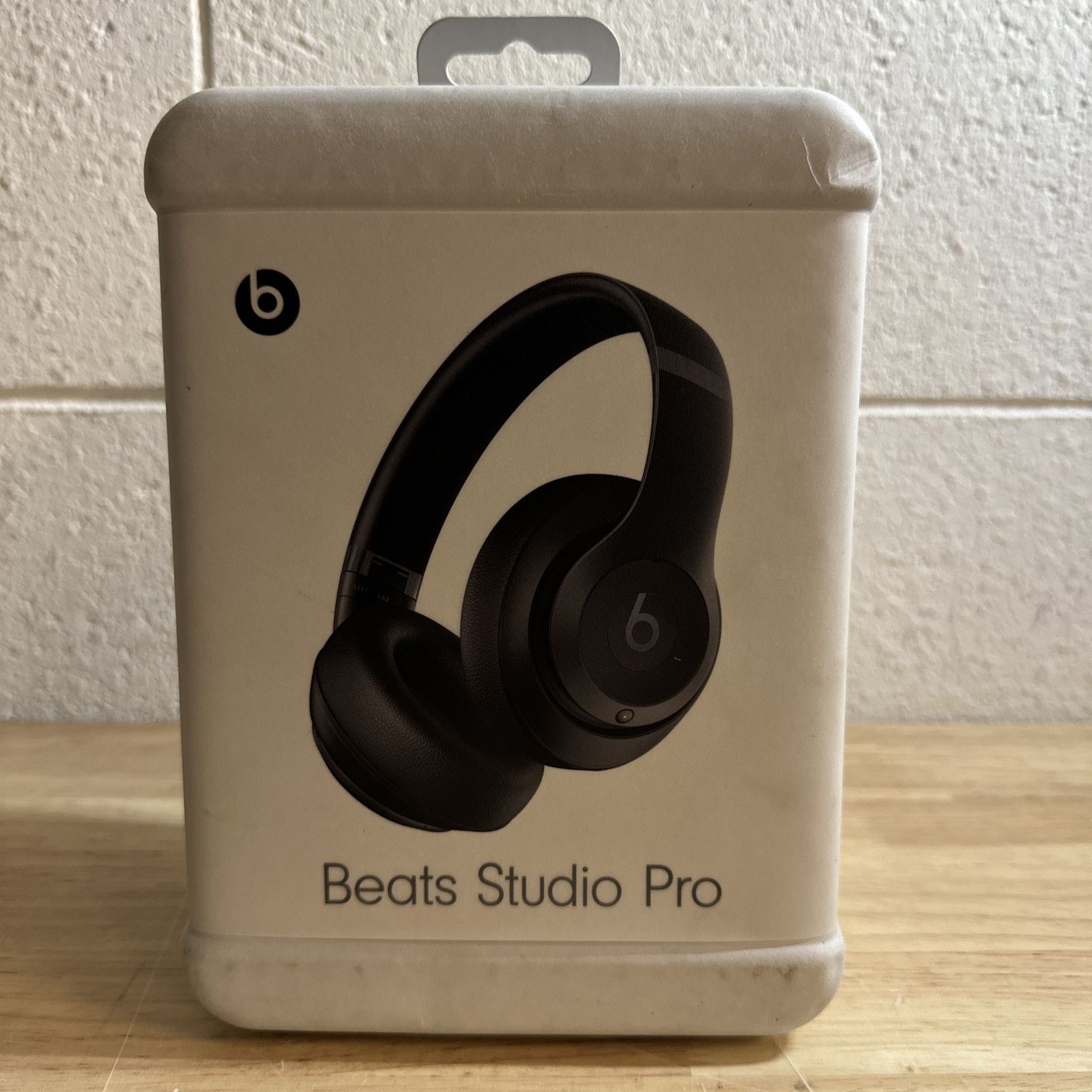 Beats by Dr. Dre Studio Pro Wireless Bluetooth Headphones - Black MQTP3LL/A
