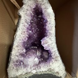 Amethyst cave cathedral purple Brazil 