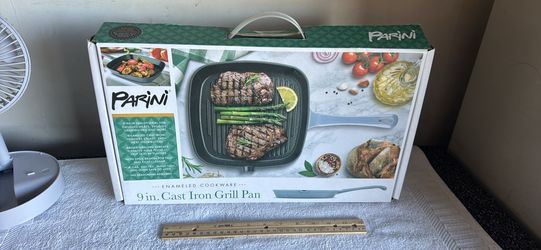 Cast iron 9 in grill pan