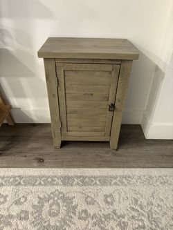 Small Sideboard Or Cabinet 28x20x13