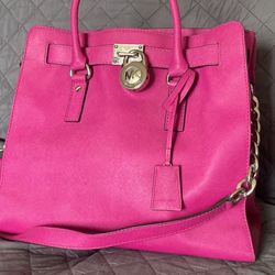 Large Michael Kors Purse 