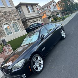 2012 BMW 740li 