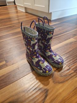 Girl's Rain Boots Size 13