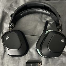 Corsair HS80 RGB Wireless Gaming Headset