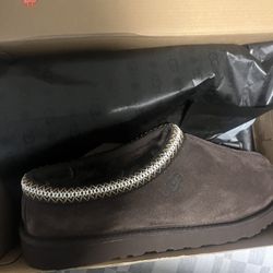 Size 12 Uggs 