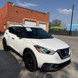 2019 Nissan Kicks
