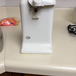 Electric Can Opener 