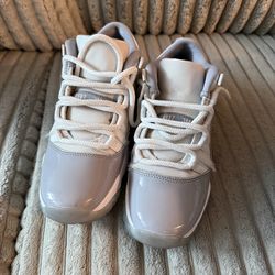 Jordan 11s Grey 7youth