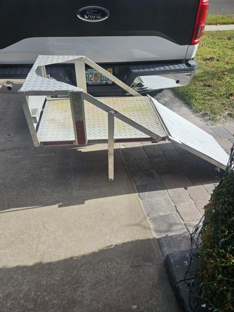 Aluminum Hitch Cargo Carrier