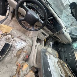 Chevy Tahoe Suburban Parts 2002/2001